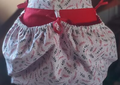 white gathered harvesting apron front