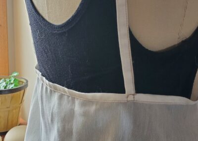 velata dress side back closeup