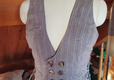 belladonna vest front