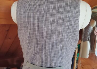 belladonna vest back