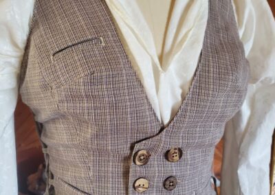 belladonna vest front