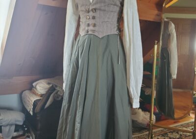 belladonna vest front wide view