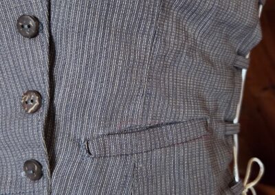 belladonna vest welt pocket