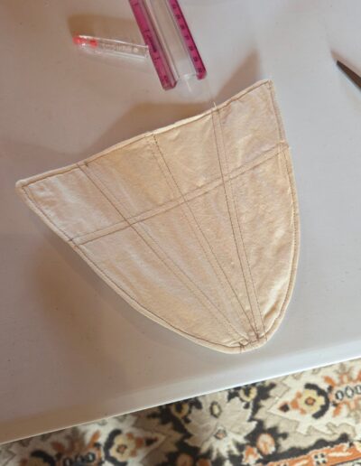short stomacher front