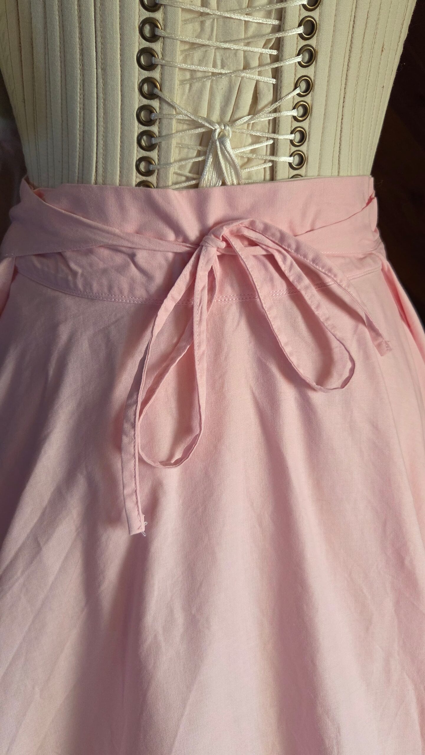 cotton circle skirt petticoat back closeup