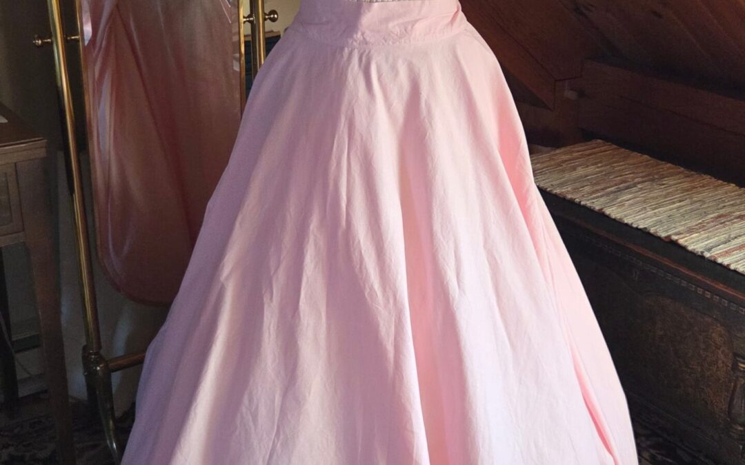 A Classic Circle Skirt: The Pauper Dress