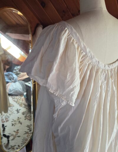 chemise left back side closeup