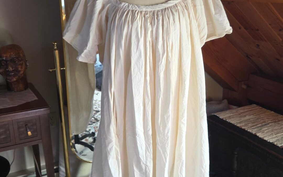 An Italian 1700s Chemise: The Pauper Dress