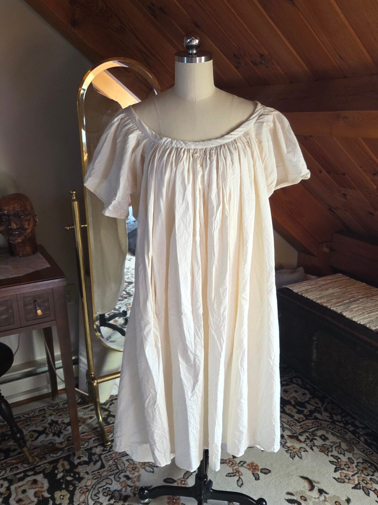 An Italian 1700s Chemise: The Pauper Dress