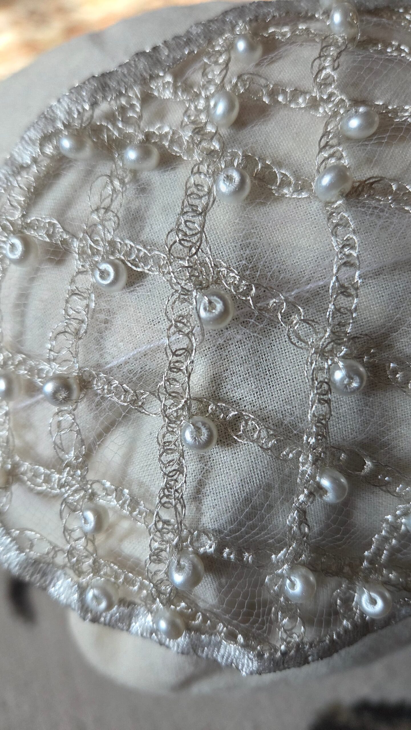top closeup of net cap