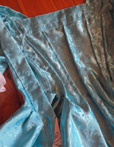 finished back inside pauper dress