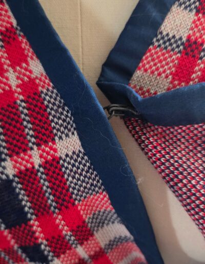 magic bed jacket closure closeup