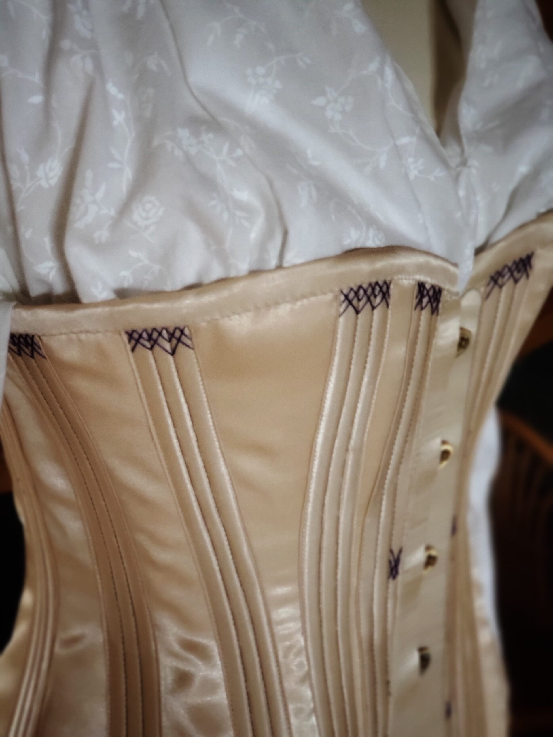 1980s corset front