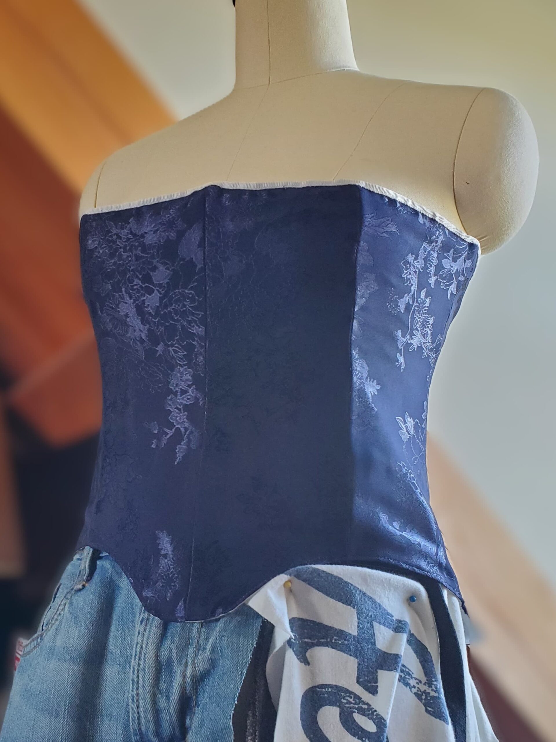 A Simple Corset: A Beginning in Self-Drafting